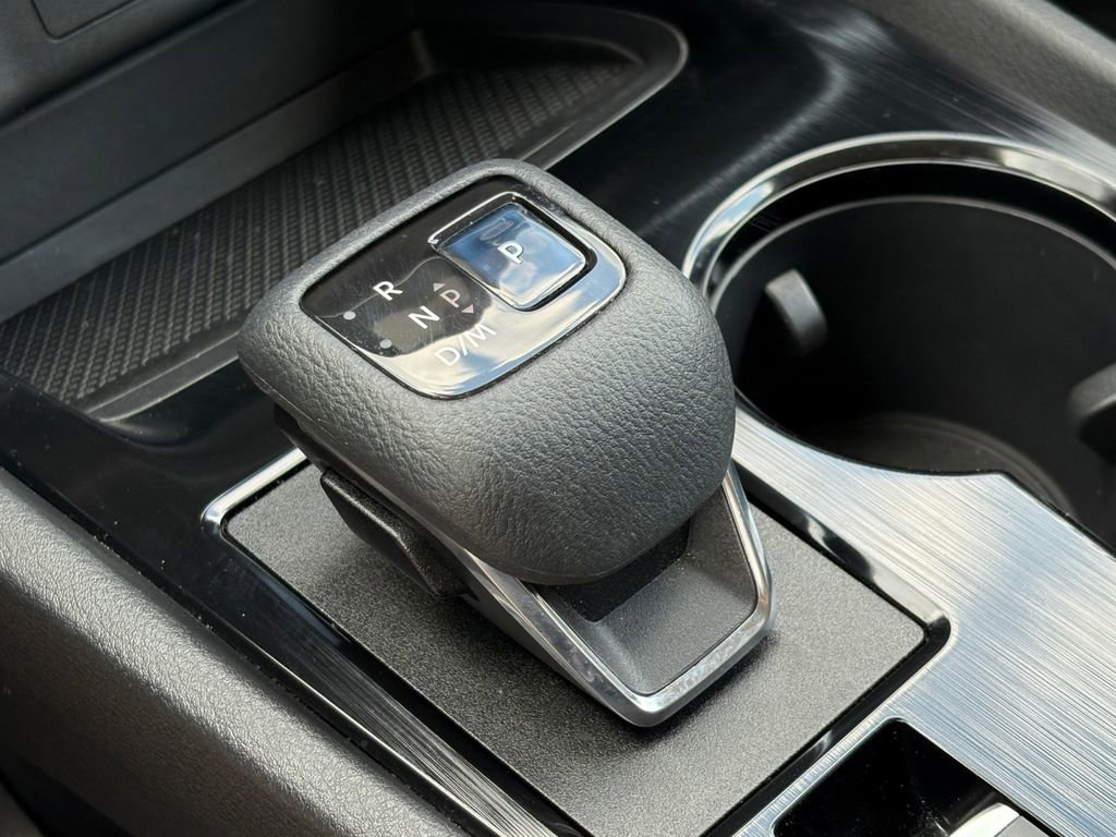Used 2021 Nissan Rogue SV AWD/4WD image 27