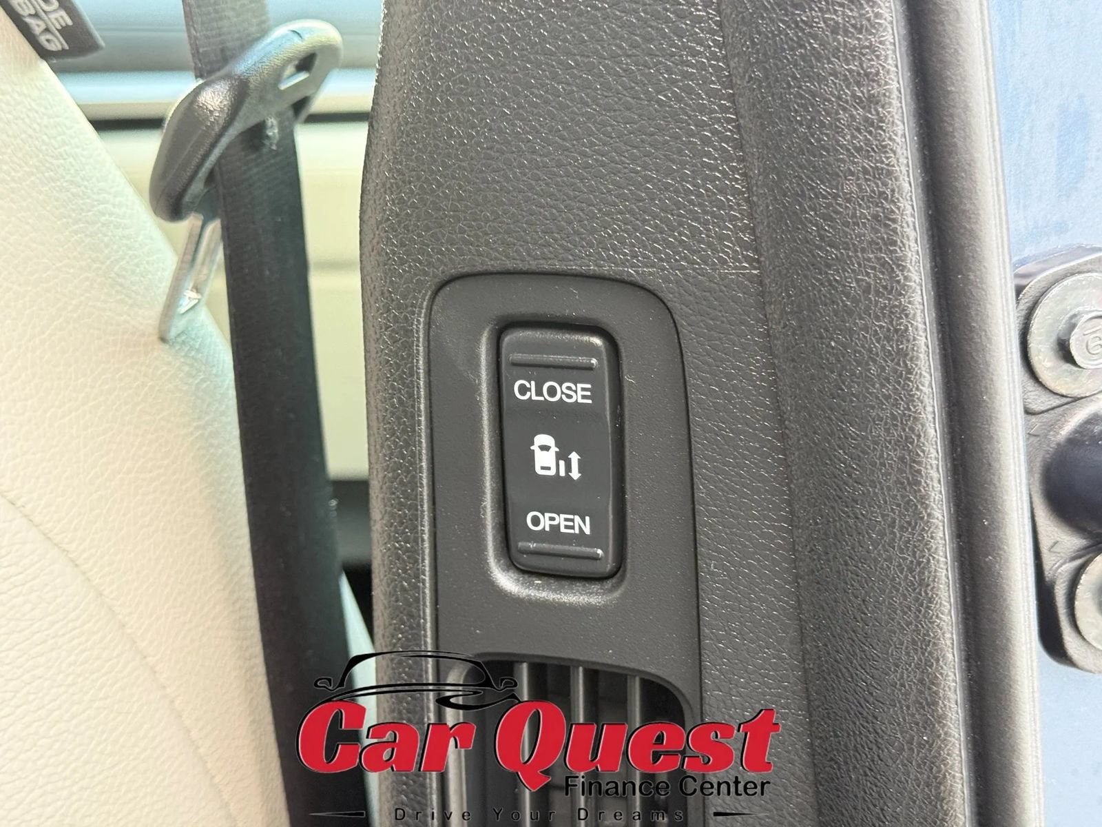 Used 2025 Honda Odyssey EX-L image 19