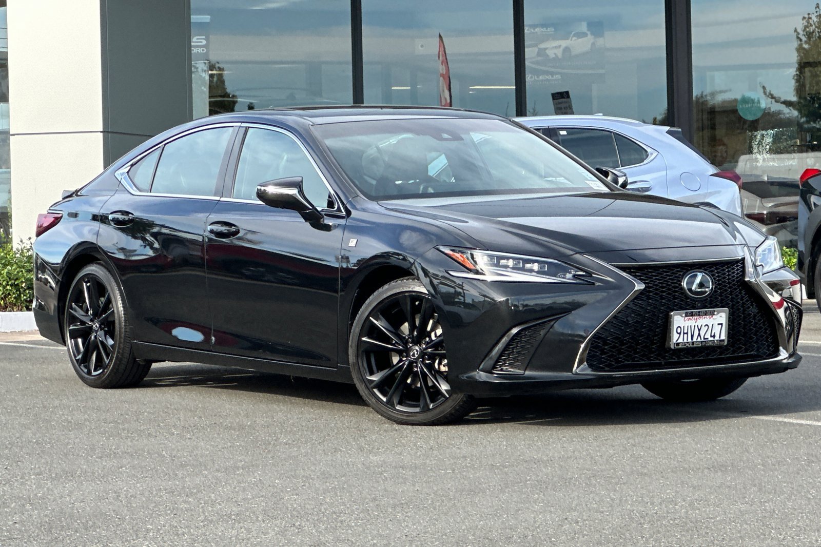 Certified 2023 Lexus ES 350 F Sport w/ Accessory Package (Z2) FWD image 2