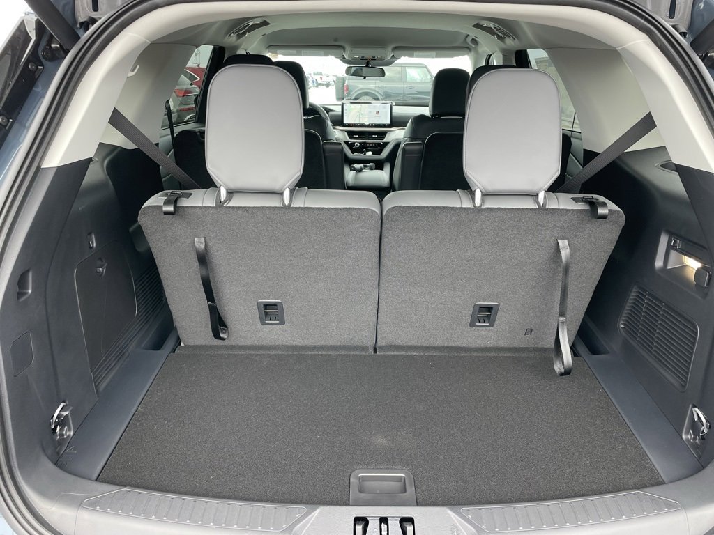 New 2026 Ford Explorer Active image 35