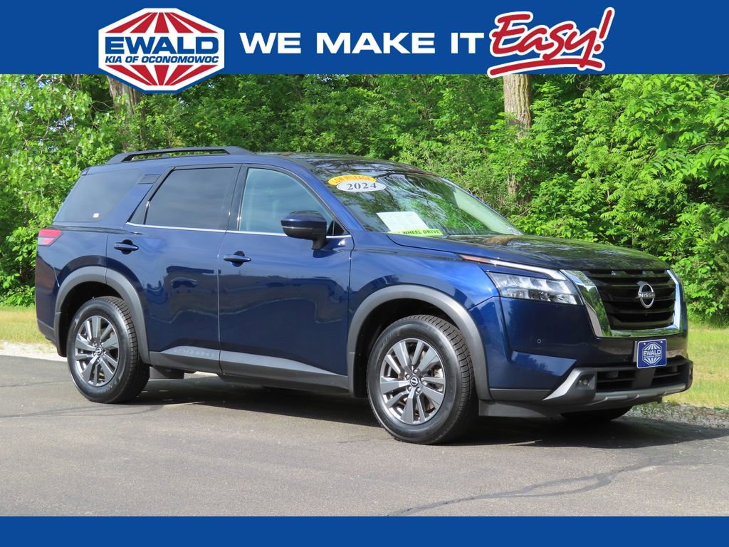 Used 2024 Nissan Pathfinder SV