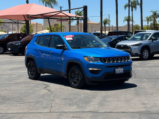 Used 2020 Jeep Compass Sport w/ Tech Group FWD image 3