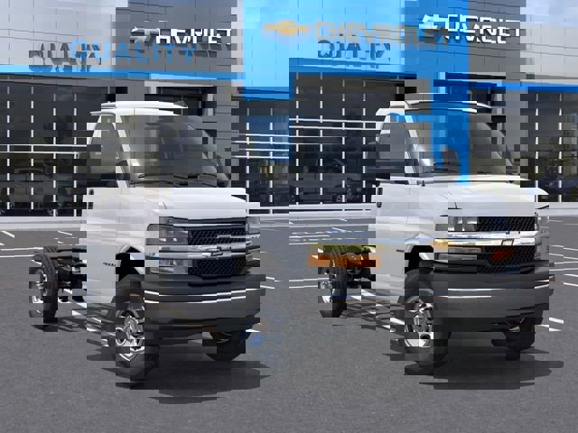 New 2025 Chevrolet Express 3500 w/ Power Convenience Package image 7