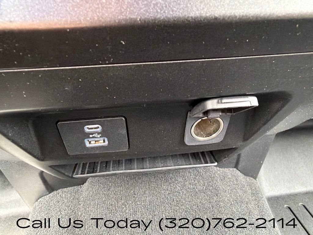 Used 2021 Ford F250 XLT w/ XLT Premium Package AWD/4WD image 28