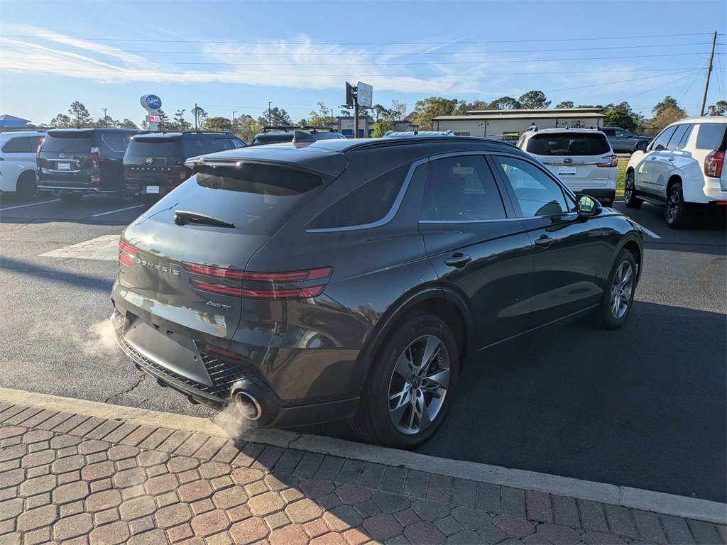 Used 2025 Genesis GV70 3.5T Sport image 5