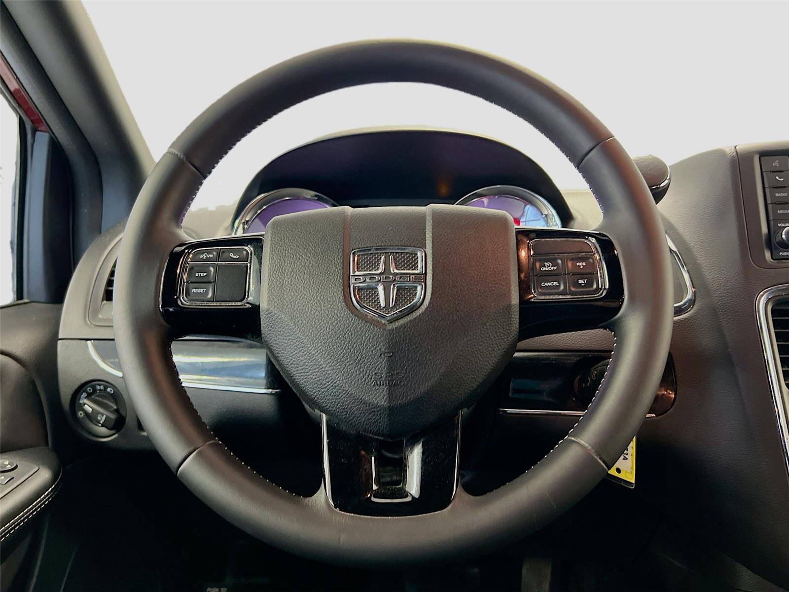 Used 2019 Dodge Grand Caravan SE image 17