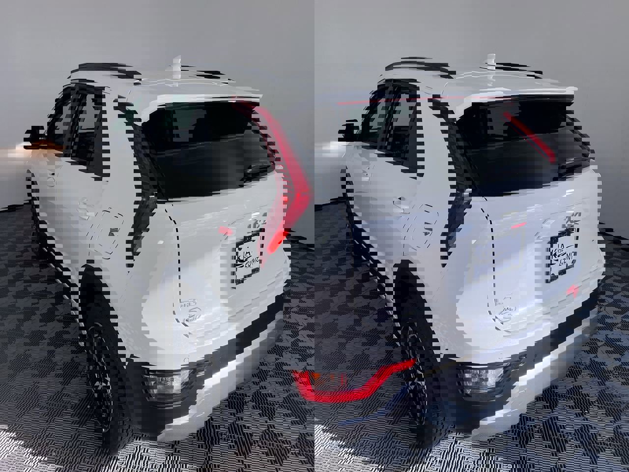 Certified 2023 Kia Niro EX image 7