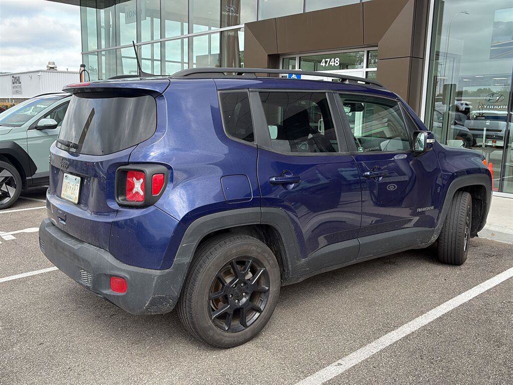 Used 2020 Jeep Renegade Altitude FWD image 5