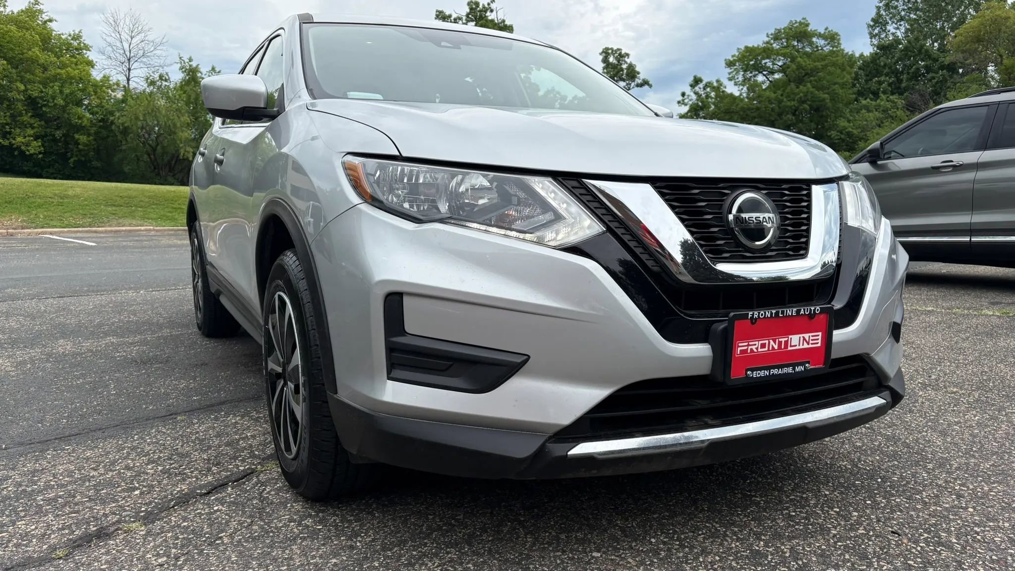 Used 2020 Nissan Rogue S AWD/4WD image 12