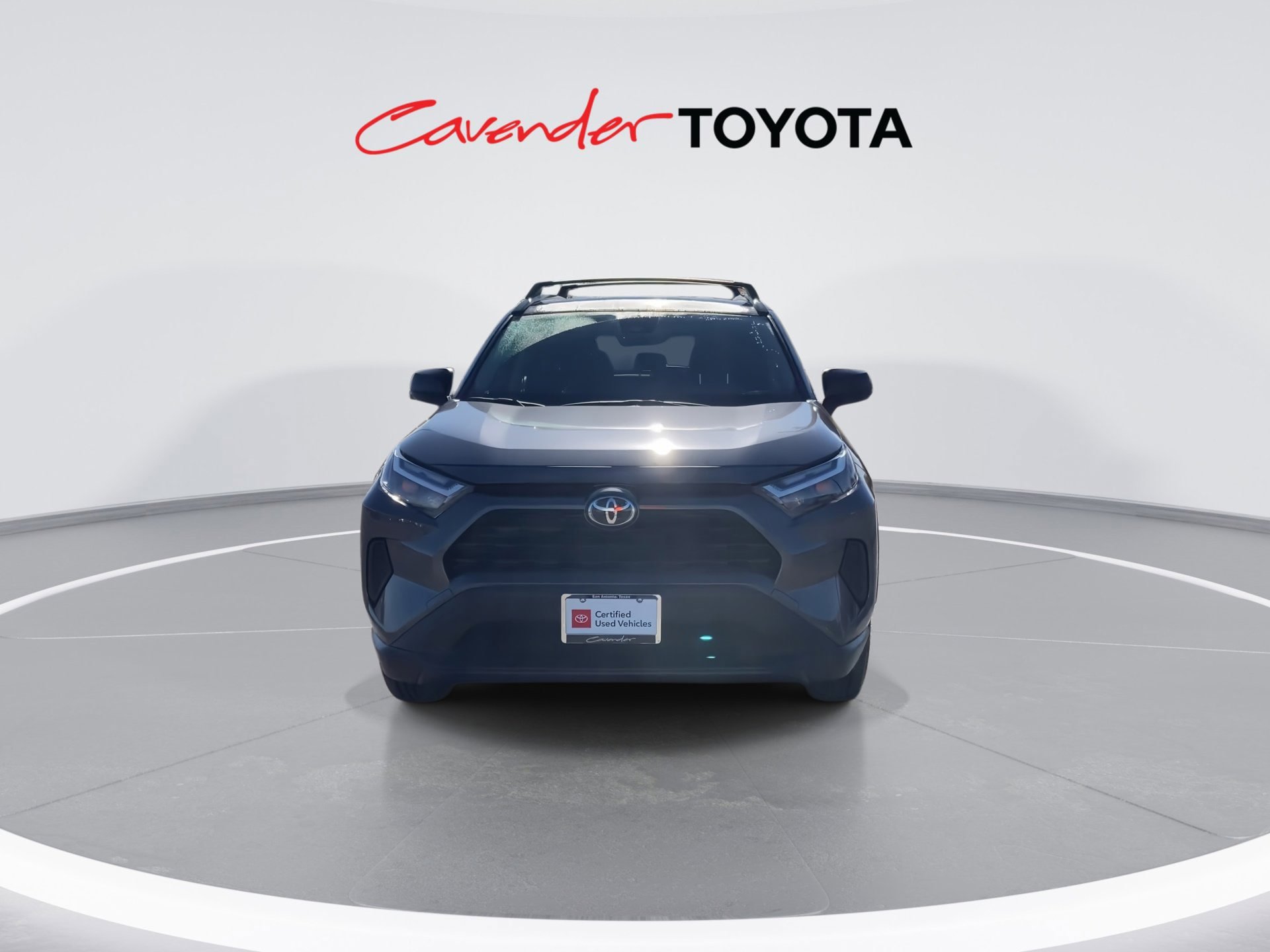 Certified 2025 Toyota RAV4 LE AWD/4WD image 3