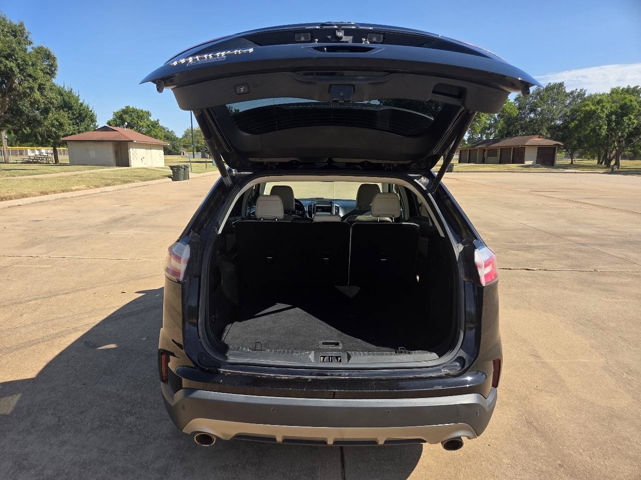 Used 2021 Ford Edge Titanium FWD image 31