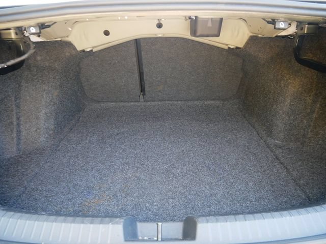 Used 2024 Volkswagen Jetta SE FWD image 10