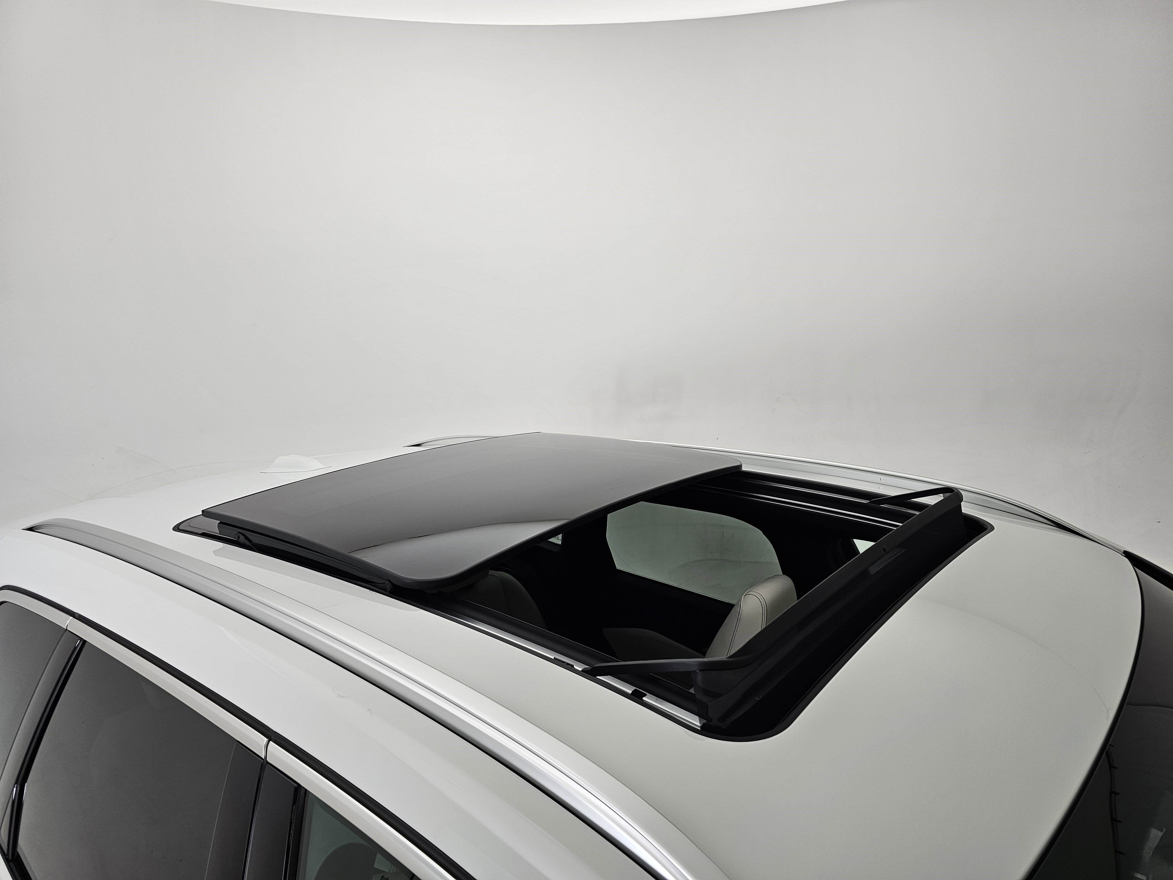 Used 2026 BMW X1 xDrive28i w/ Convenience Package image 49