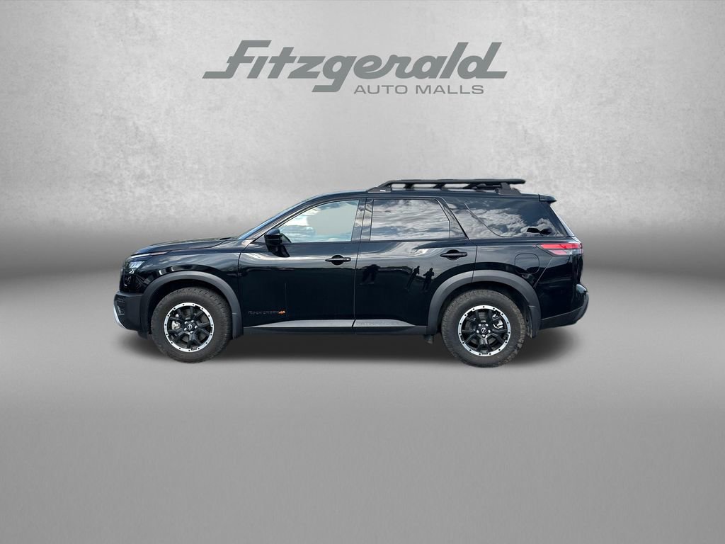 Used 2025 Nissan Pathfinder Rock Creek image 4