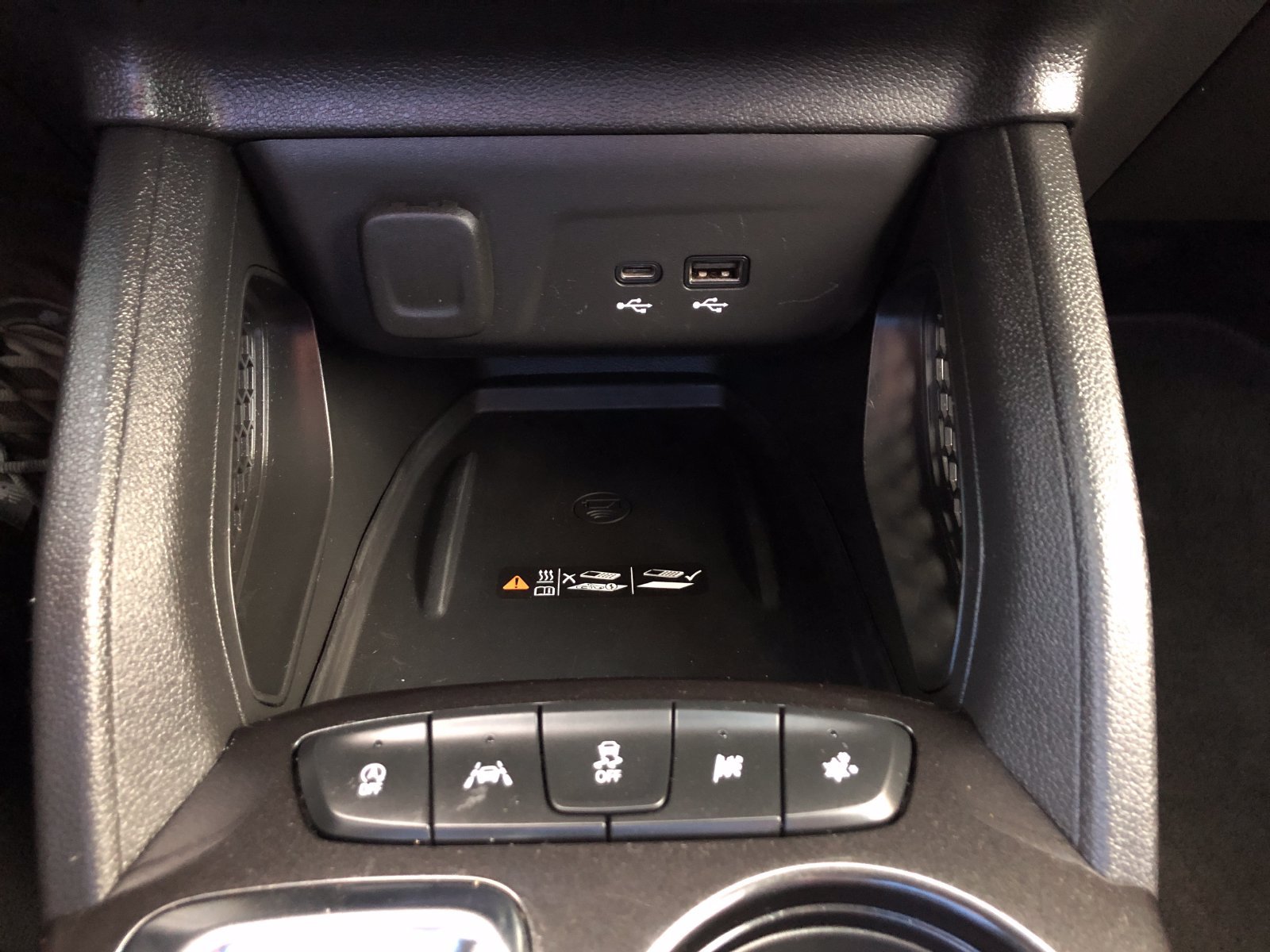 Used 2024 Chevrolet TrailBlazer RS w/ Convenience Package FWD image 27