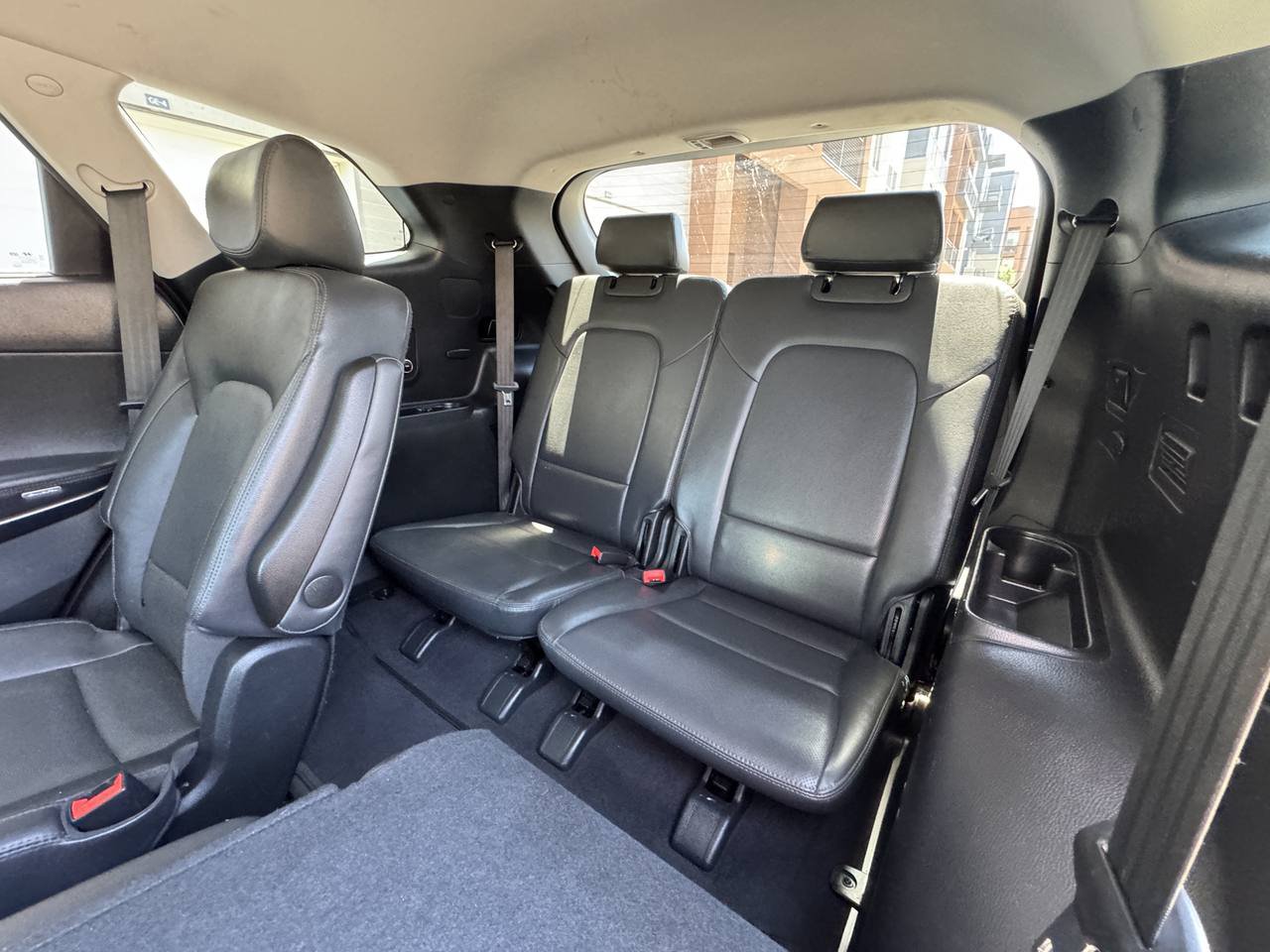 Used 2017 Hyundai Santa Fe Limited w/ Cargo Package AWD/4WD image 29