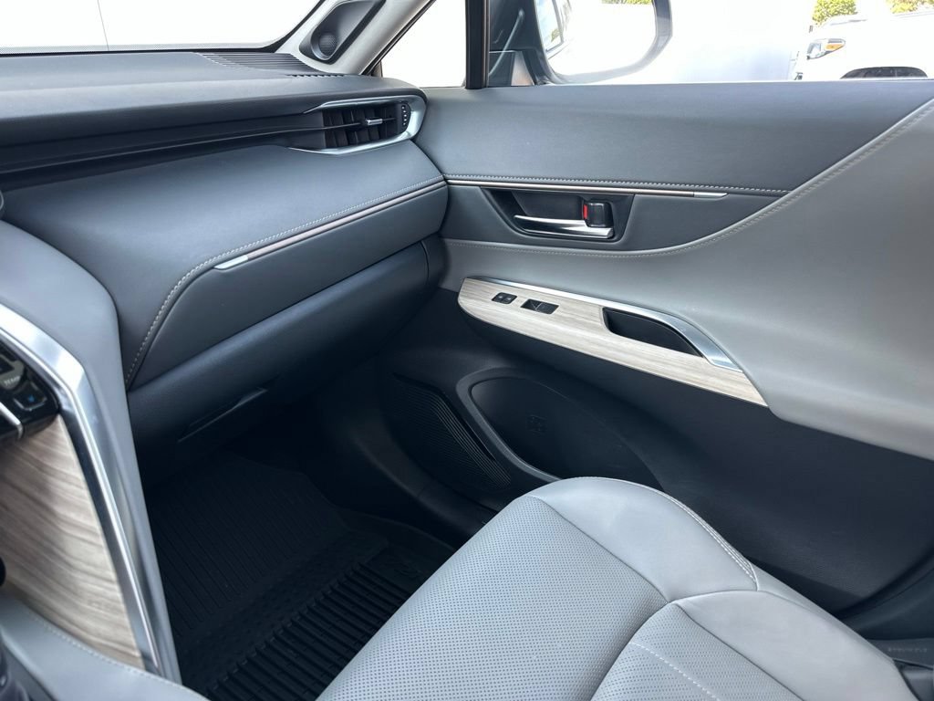 Used 2024 Toyota Venza Limited AWD/4WD image 54
