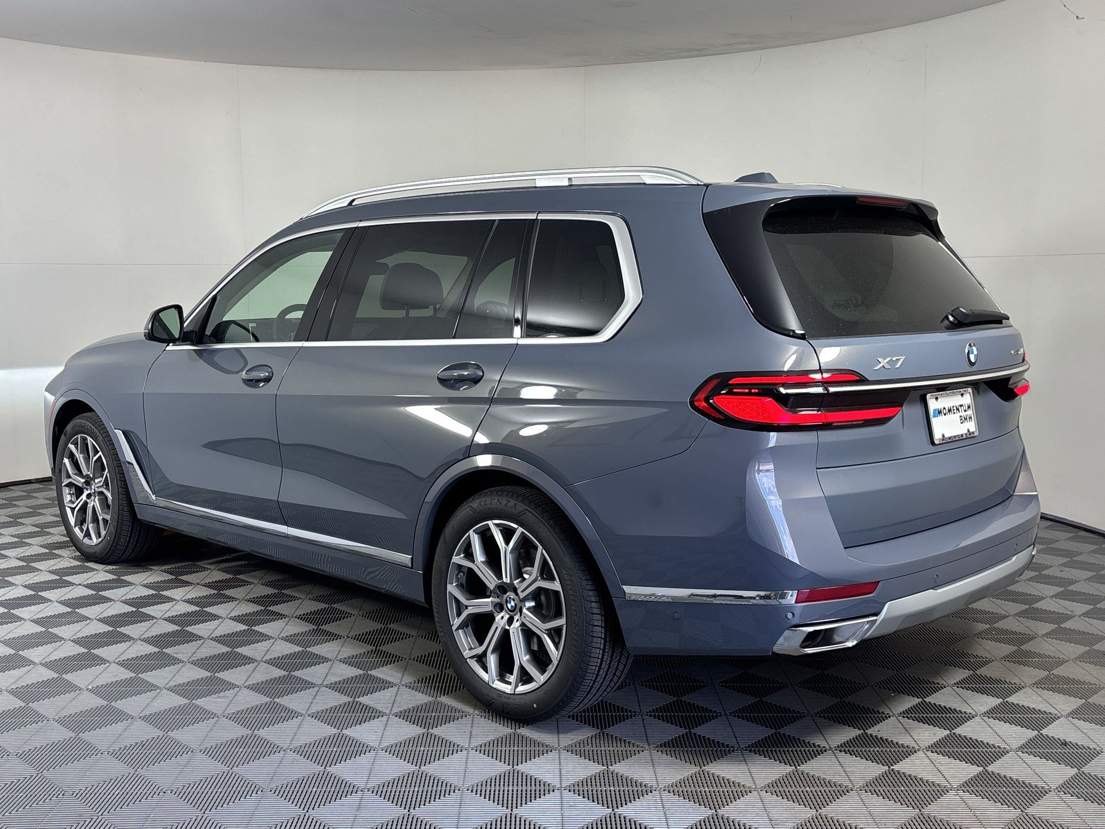 New 2027 BMW X7 xDrive40i AWD/4WD image 3