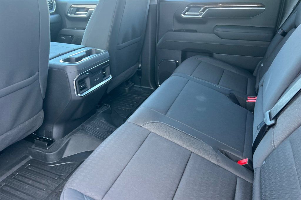 New 2026 GMC Sierra 1500 Elevation AWD/4WD image 9