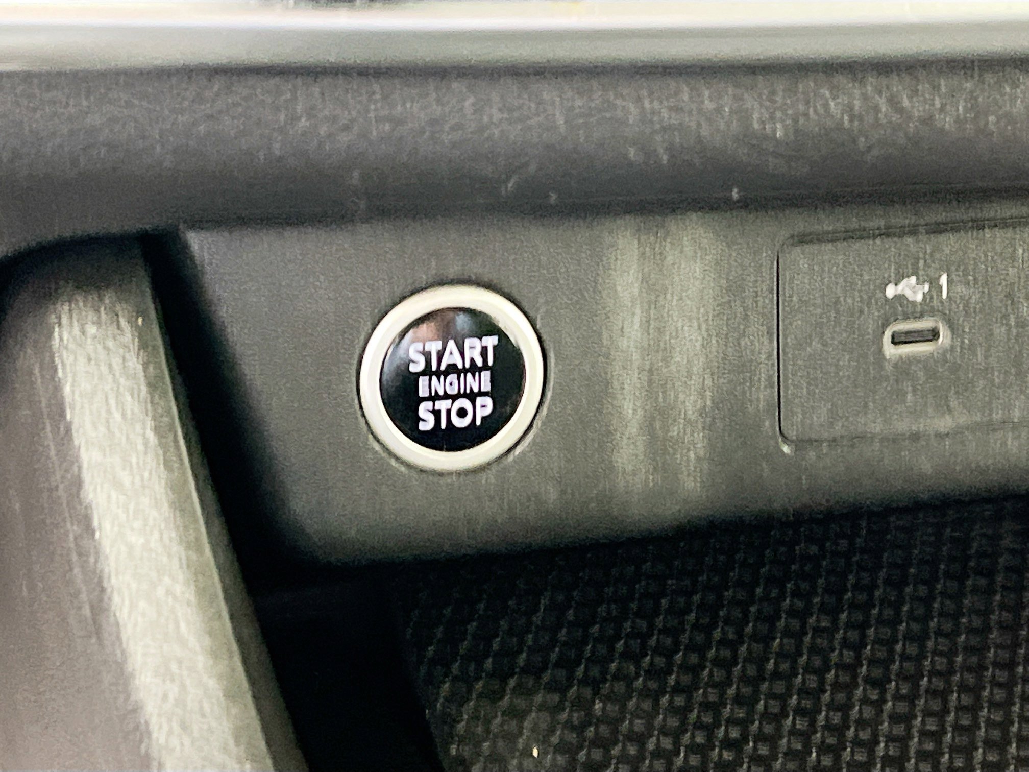 Used 2023 Nissan Rogue S image 24