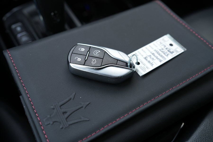 Used 2023 Maserati Levante Modena image 56