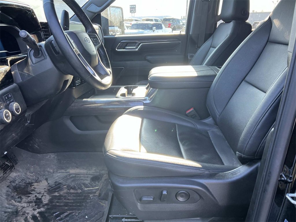 Certified 2024 Chevrolet Silverado 2500 LTZ w/ LTZ Plus Package image 10