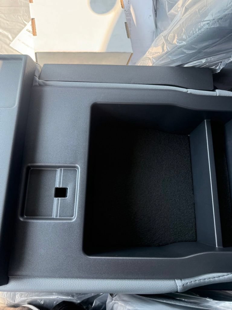 New 2026 Ford F550 2WD Regular Cab Super Duty image 29