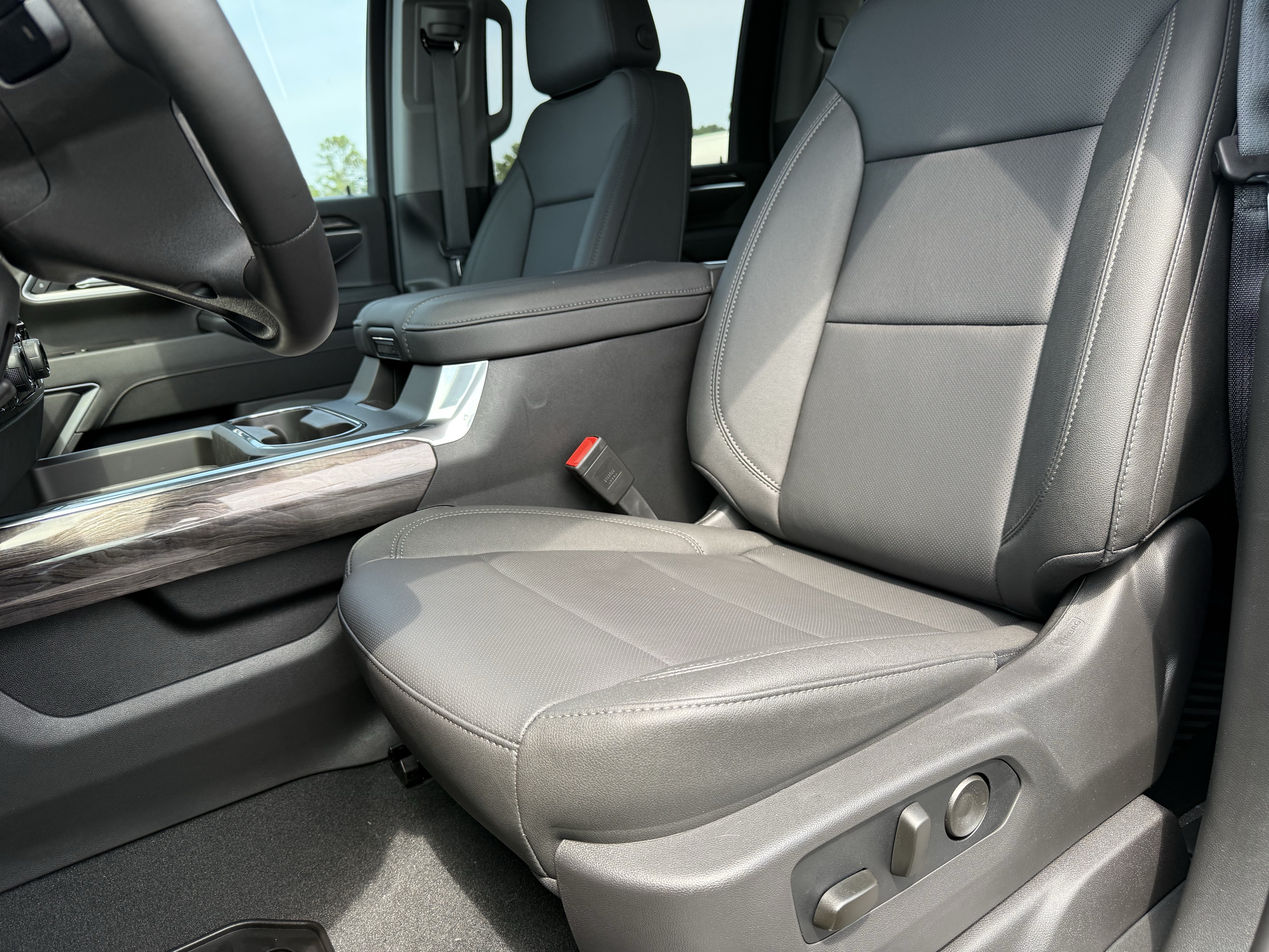 New 2026 Chevrolet Silverado 2500 LTZ w/ Trail Boss Package AWD/4WD image 16