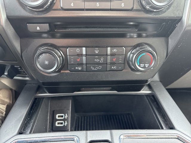 Used 2017 Ford F150 XLT w/ Equipment Group 302A Luxury image 26