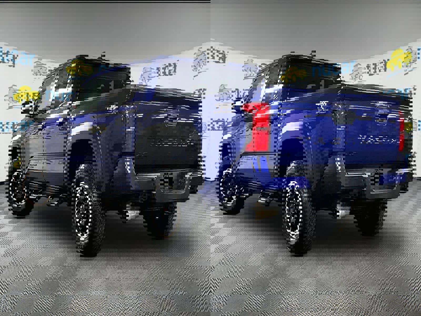 Certified 2025 Toyota Tacoma TRD Off-Road image 4