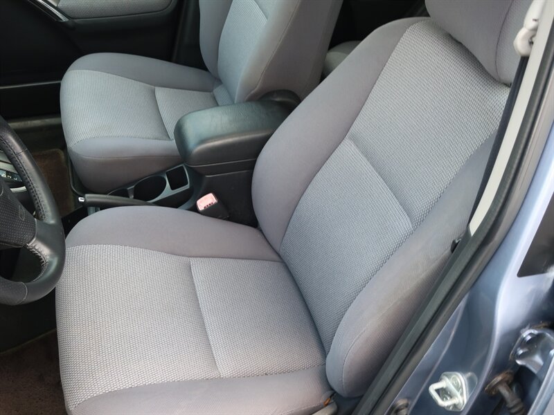 Used 2006 Toyota Matrix XR FWD image 15