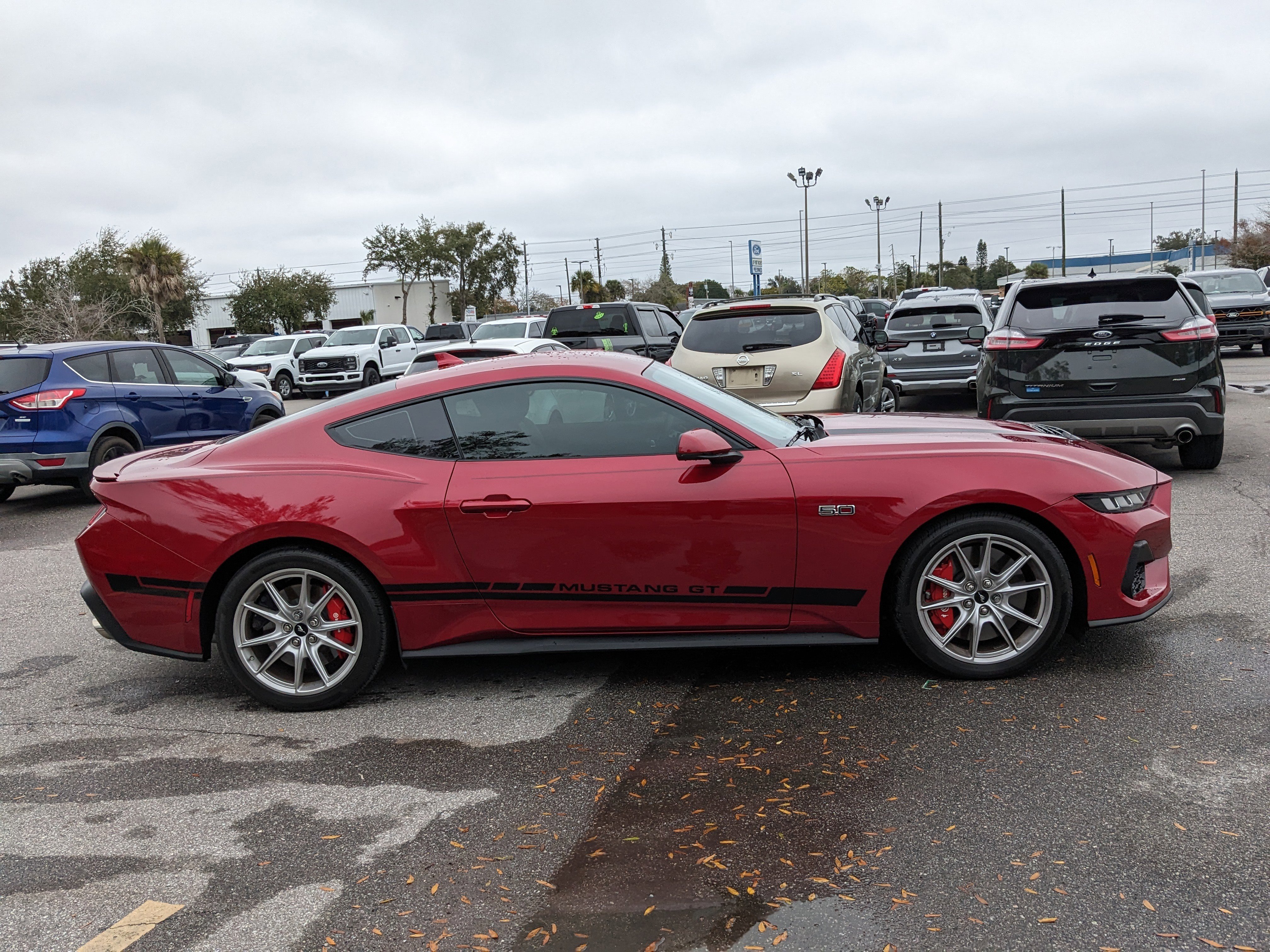 Used 2024 Ford Mustang GT Premium image 9