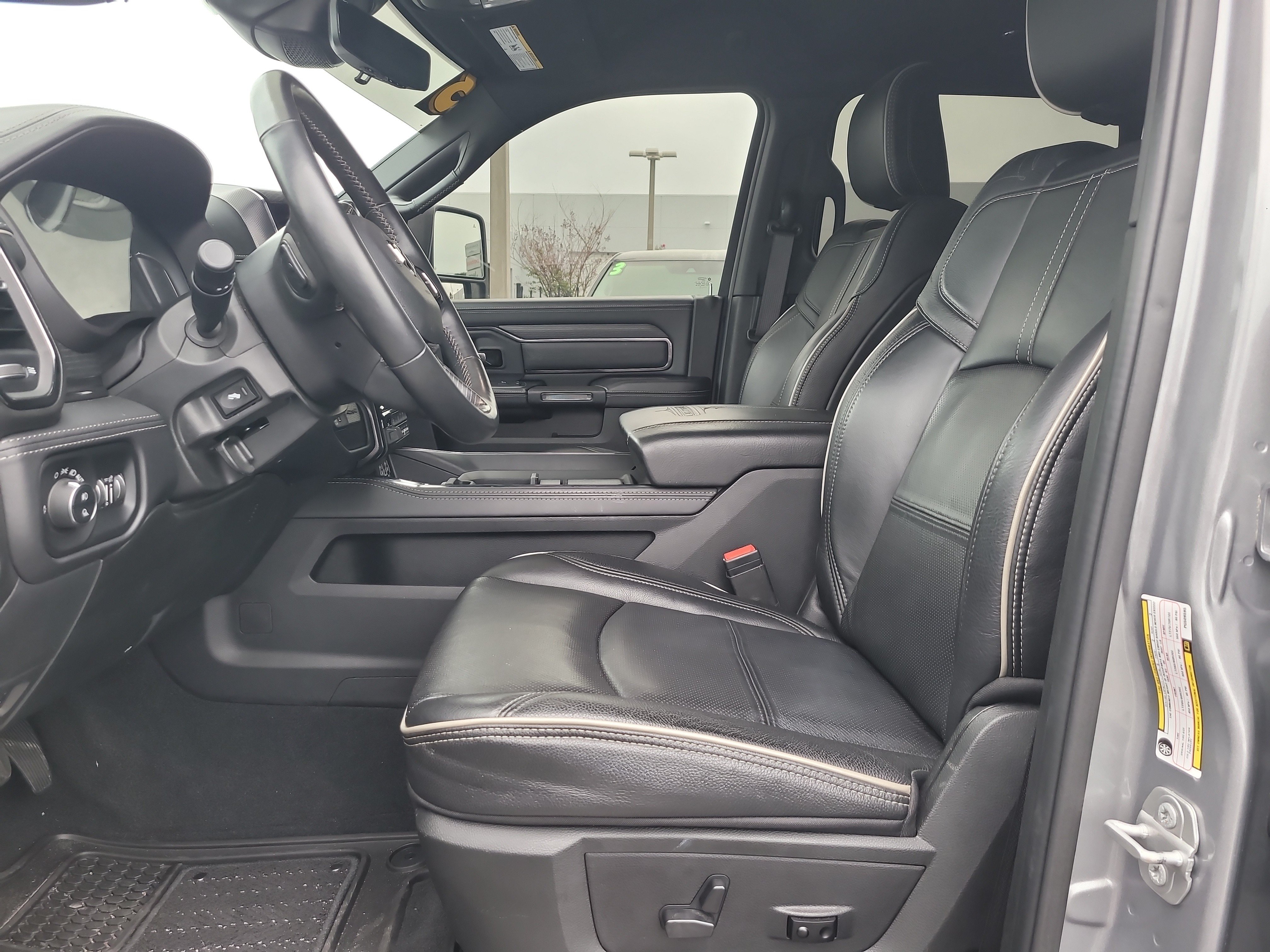 Used 2023 RAM 3500 Limited AWD/4WD image 18