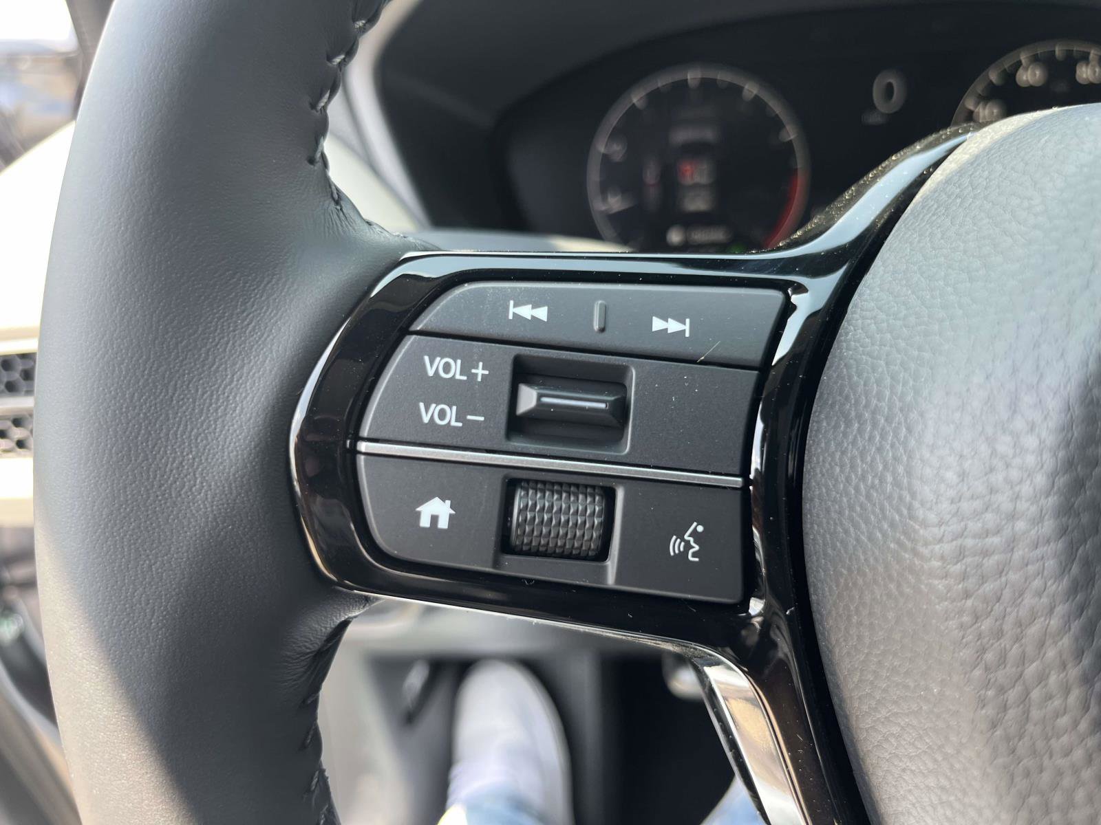 New 2026 Honda HR-V EX-L image 16