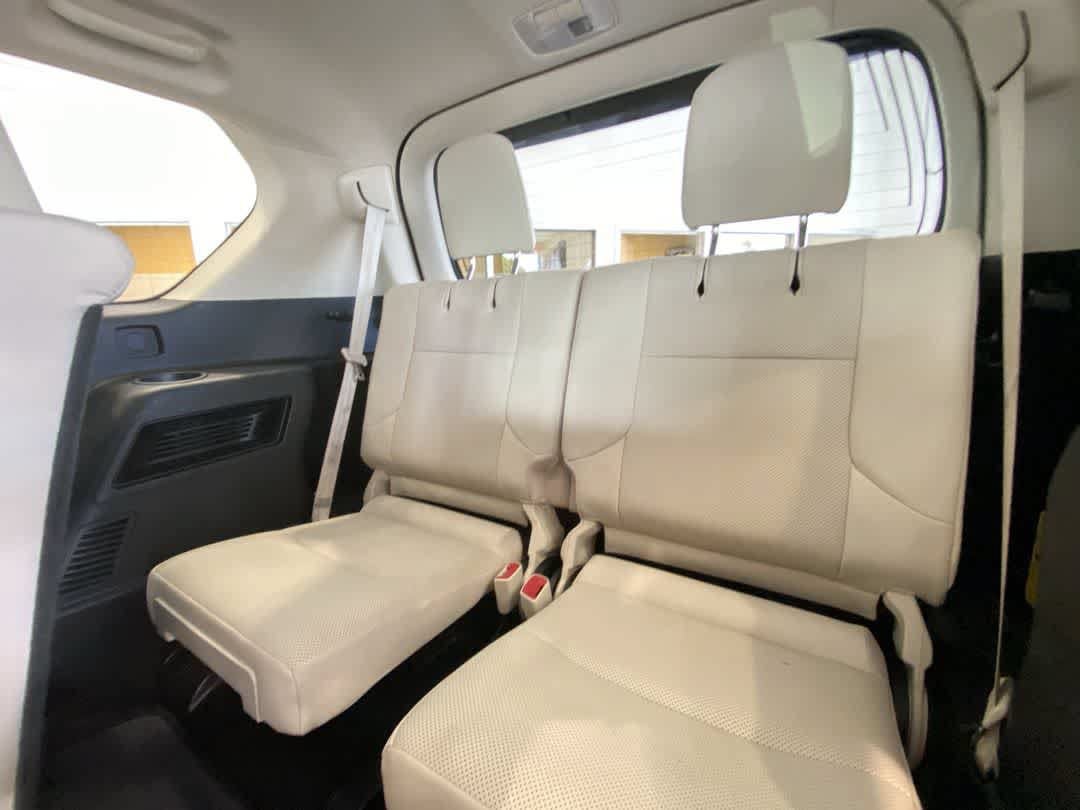 Used 2021 Lexus GX 460 Premium w/ Premium Package AWD/4WD image 25