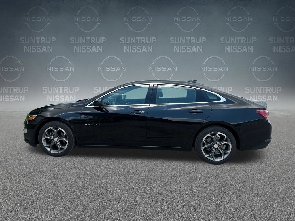 Used 2021 Chevrolet Malibu LT FWD image 32