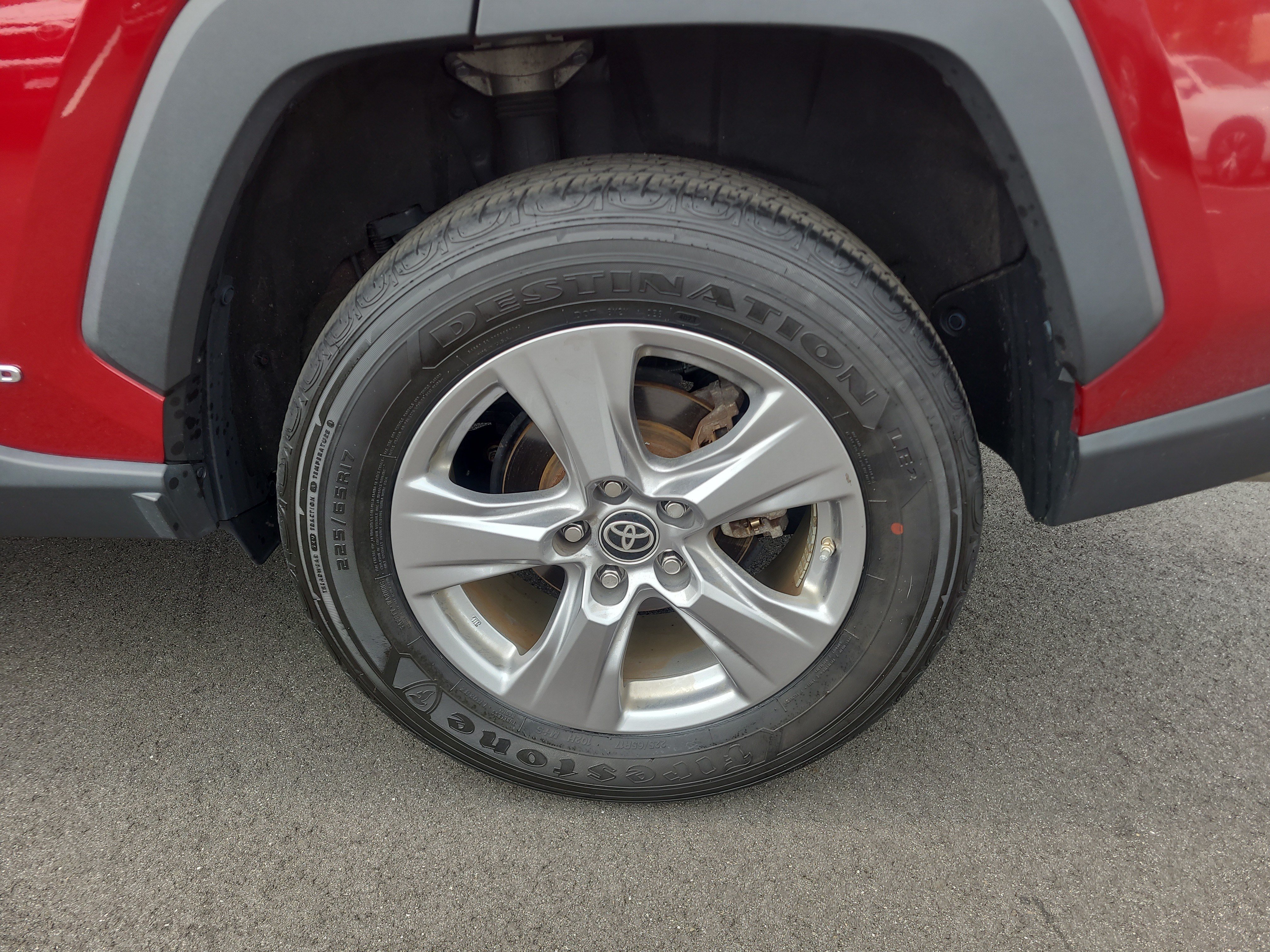 Certified 2024 Toyota RAV4 LE AWD/4WD image 10