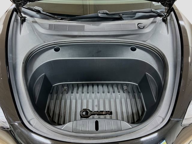 Used 2020 Tesla Model 3 Long Range image 32