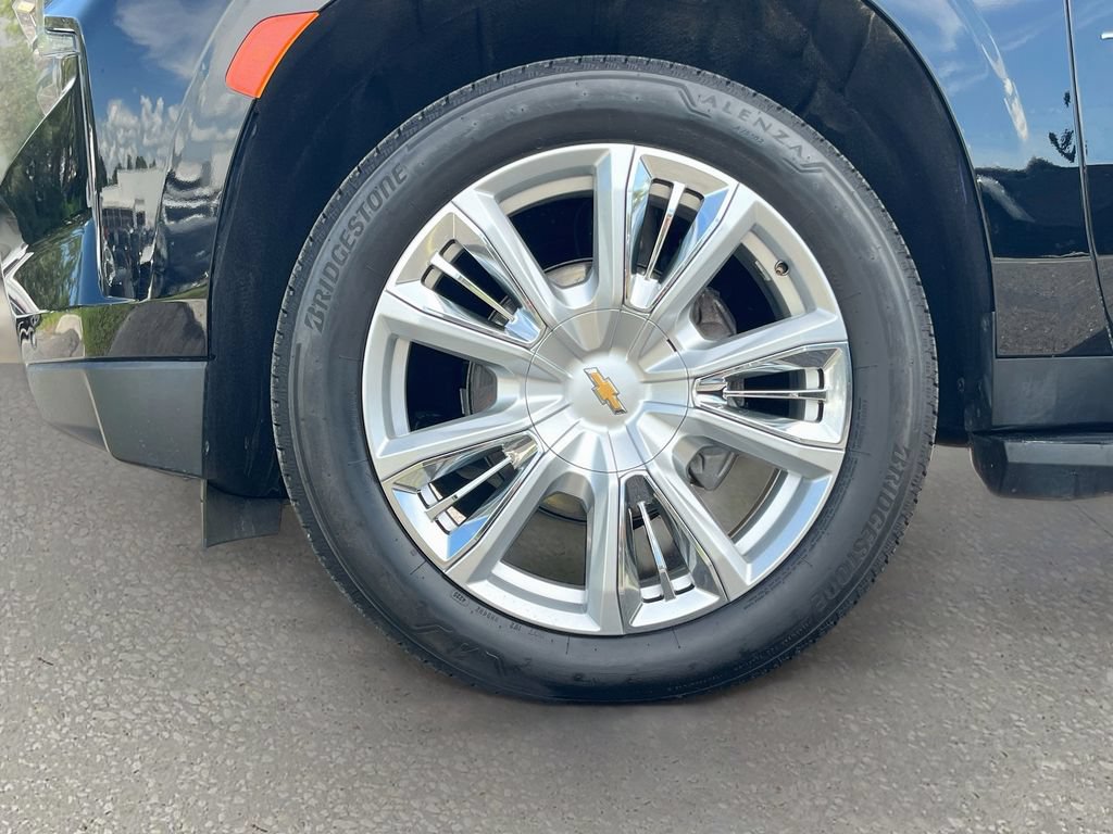 Used 2024 Chevrolet Tahoe High Country AWD/4WD image 32