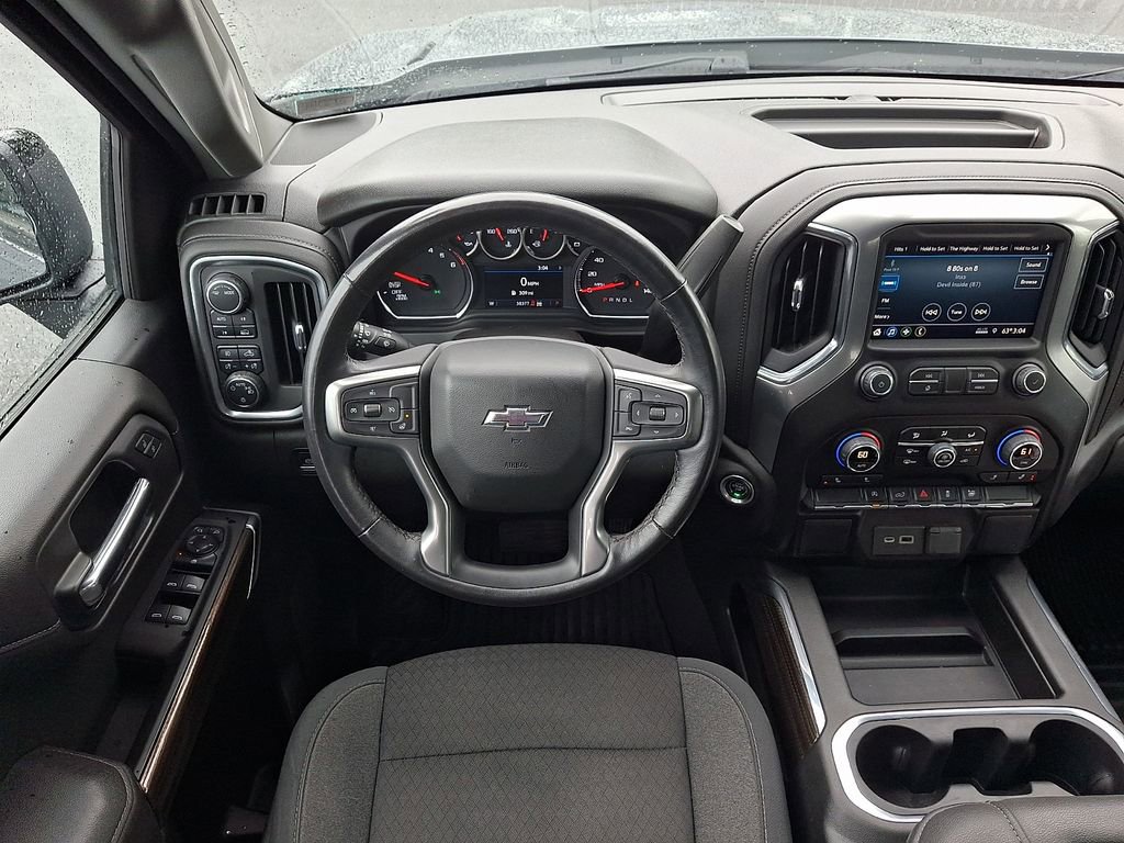 Used 2022 Chevrolet Silverado 1500 RST w/ LPO, Blackout Package AWD/4WD image 9