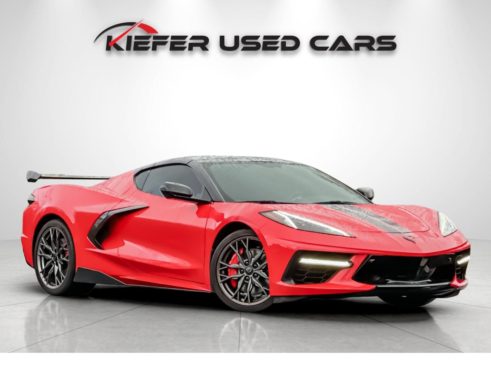 Used 2020 Chevrolet Corvette Stingray Premium Cpe w/ 3LT Preferred Equipment Group image 2