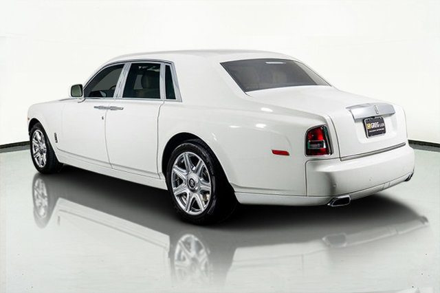 Used 2016 Rolls-Royce Phantom Sedan image 14