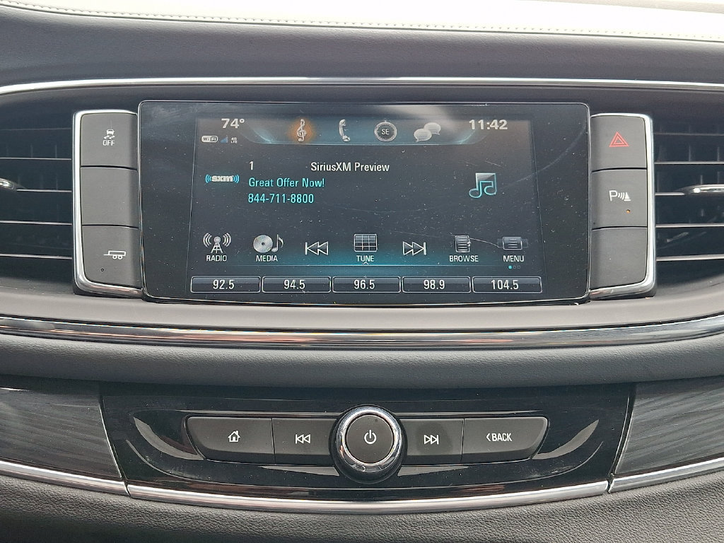 Certified 2018 Buick Enclave Essence w/ Trailering Package FWD image 18