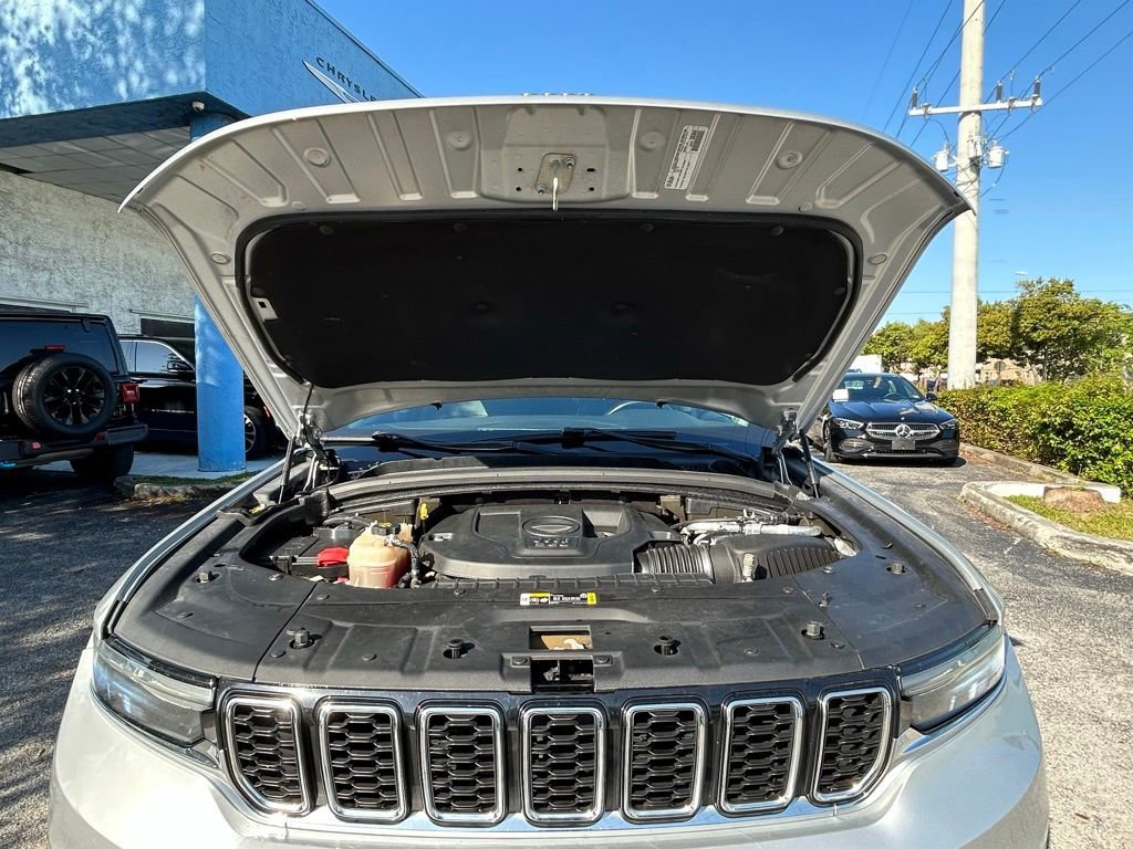 Used 2021 Jeep Grand Cherokee L Limited image 27