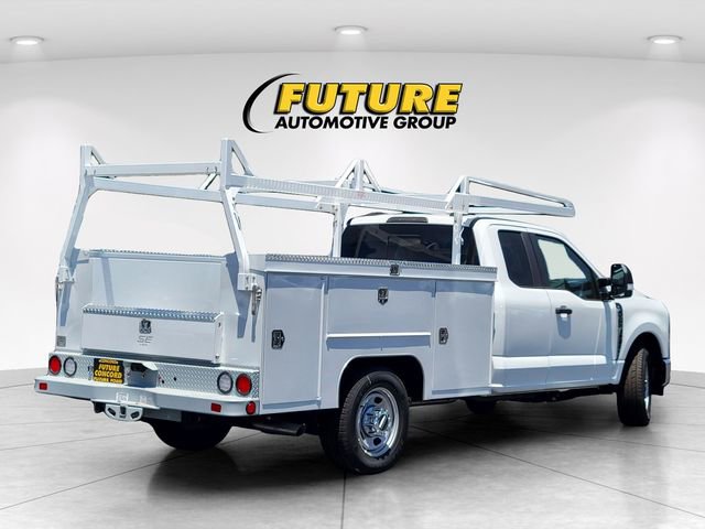 New 2025 Ford F350 XL w/ XL Chrome Package image 4
