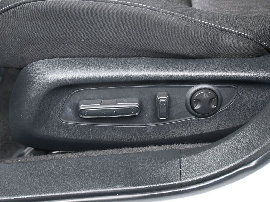 Used 2023 Honda Accord EX image 12