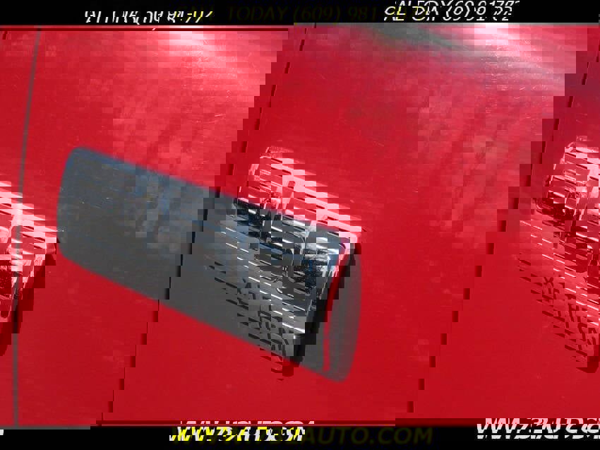 Used 2004 Ford F150 XLT image 25