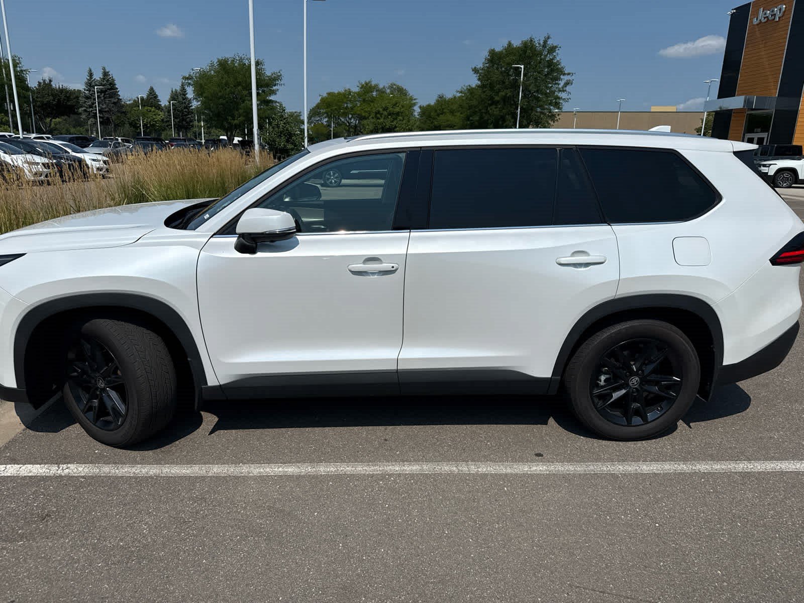 Used 2025 Toyota Grand Highlander AWD Hybrid image 4