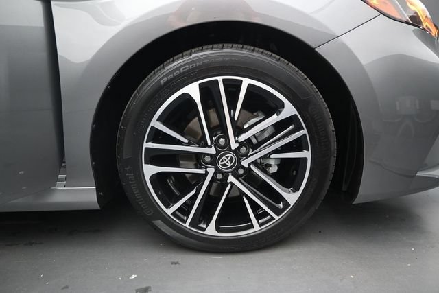 Used 2026 Toyota Camry XLE w/ Premium Plus Package FWD image 16