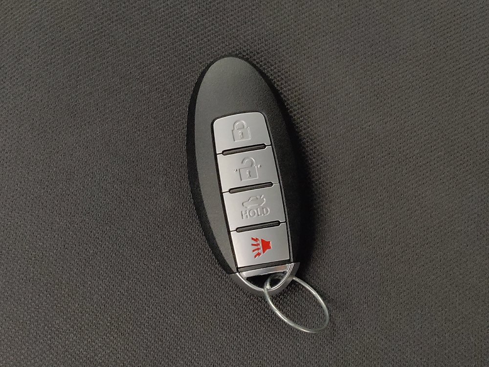 Used 2021 Nissan Versa SV FWD image 32